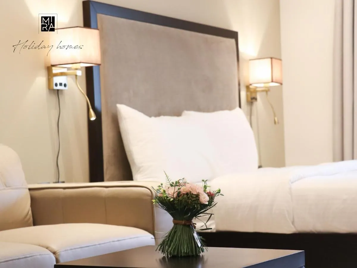 Apartment Mira Holiday Homes - Furnished Studio In Downtown Dubai